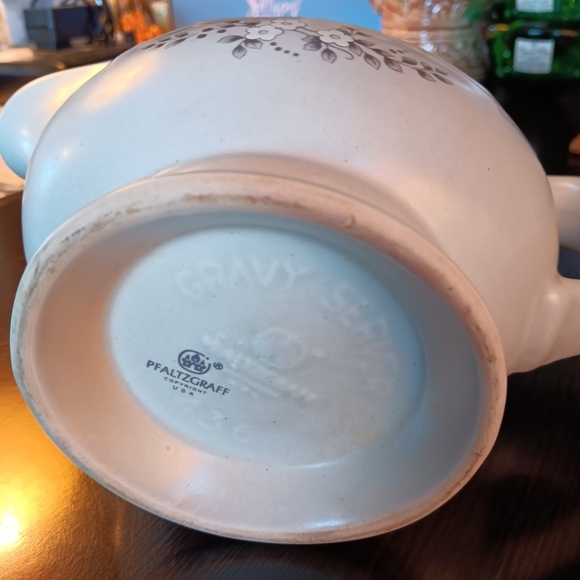 GRAVY SERVER - Picture 2 of 2